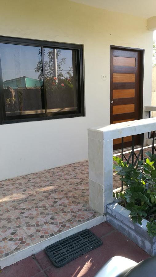 Airport View Hotel Vigan Luaran gambar
